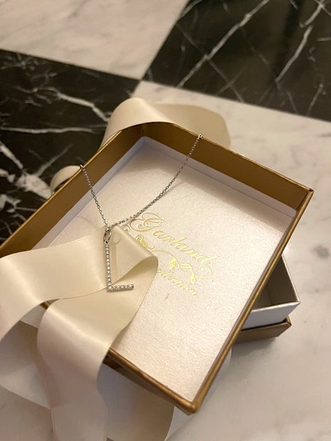 Diamond Initial