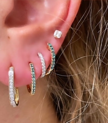 Medium Emerald Sapphire Round Huggies