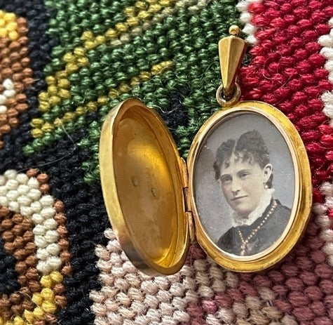Antique Victorian Turquoise Locket